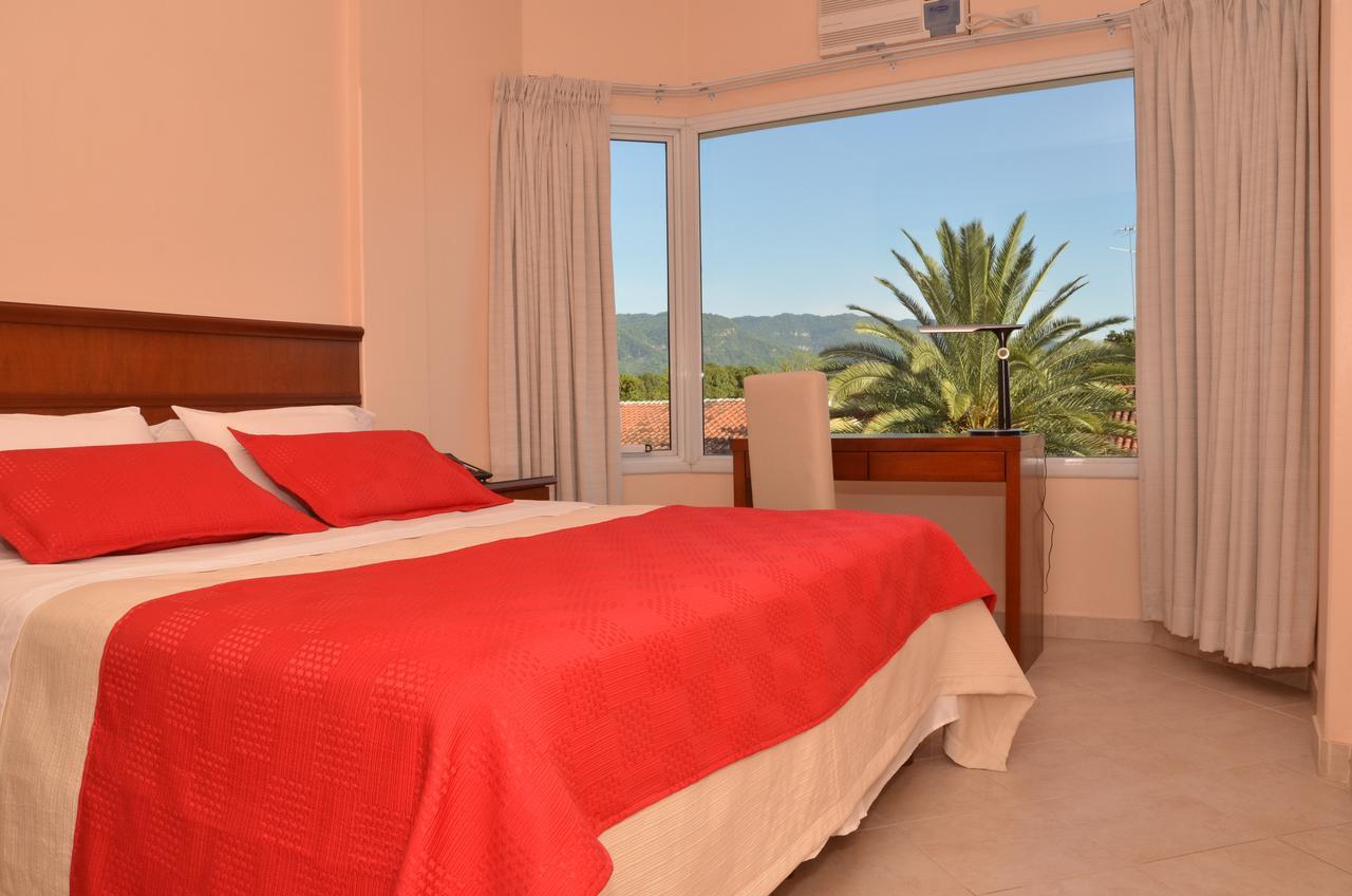 Realnoa Hotel Tartagal 外观 照片