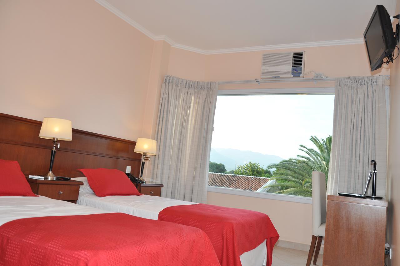 Realnoa Hotel Tartagal 外观 照片